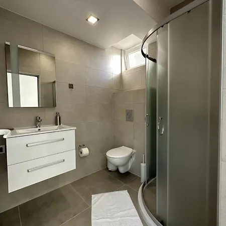 комплекс Hotel *