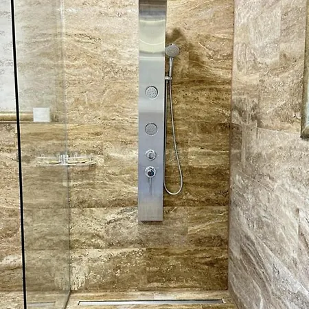 комплекс Hotel *